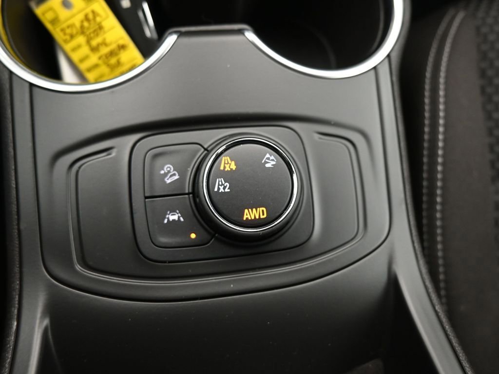 2024 GMC Terrain SLE - Photo 18