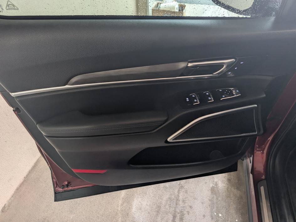 Used 2023 Dawning Red Kia SX X-Line image 7