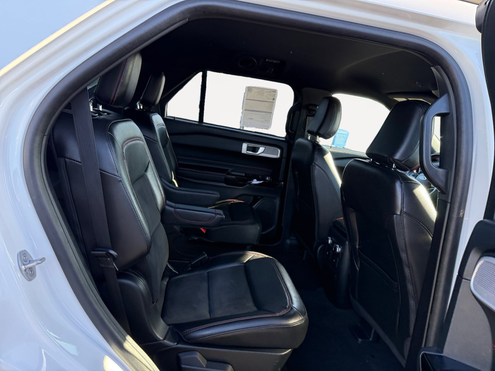 Certified Used 2022 White Metallic Ford ST-Line image 18