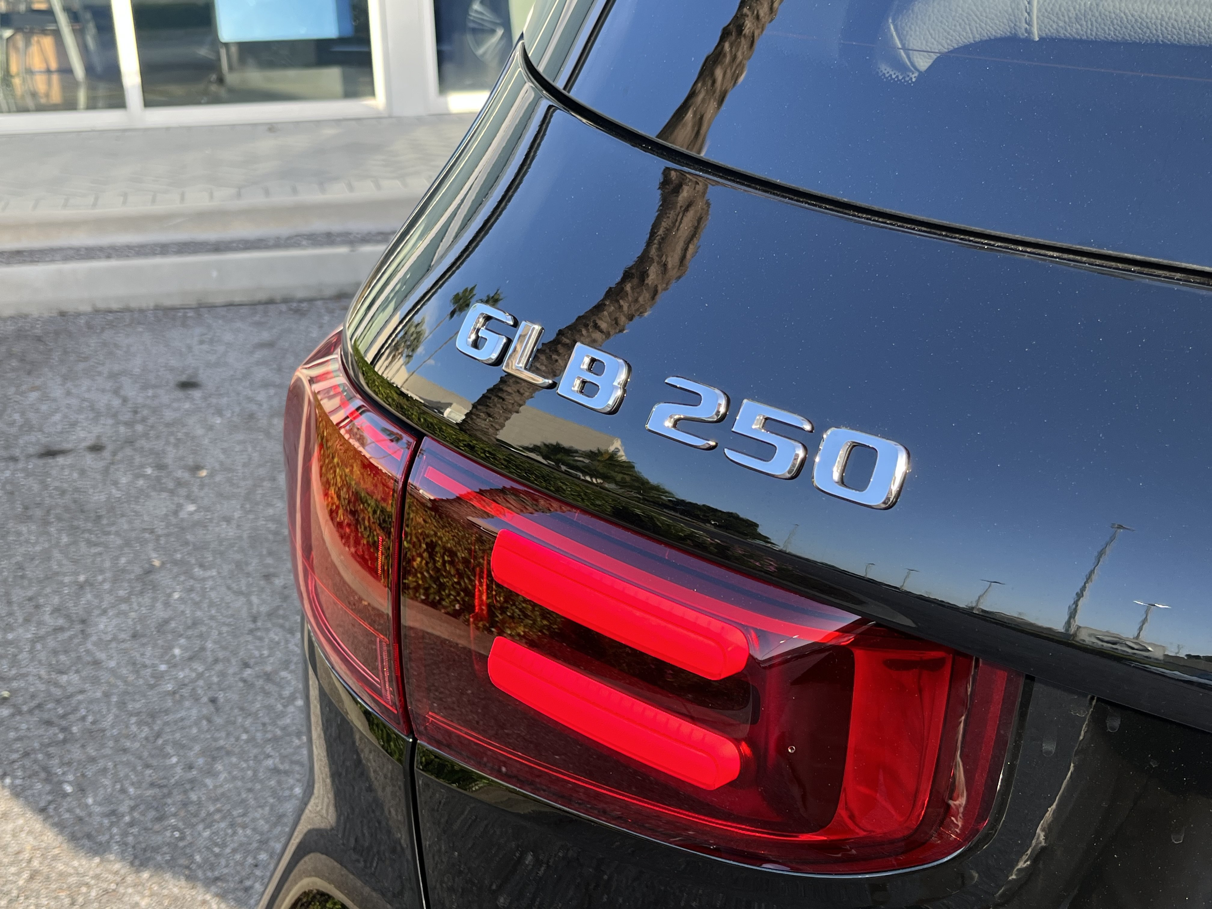 New 2026 Night Black Mercedes-Benz GLB 250 image 35
