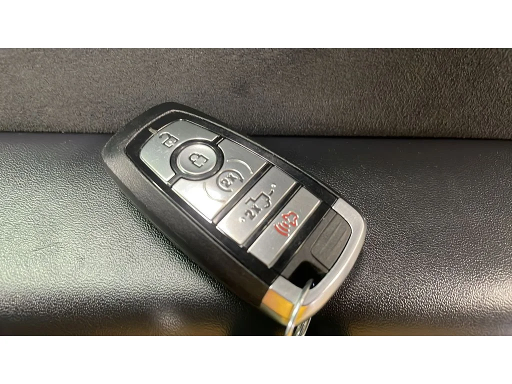 Used 2023 Agate Black Metallic Ford Platinum image 20