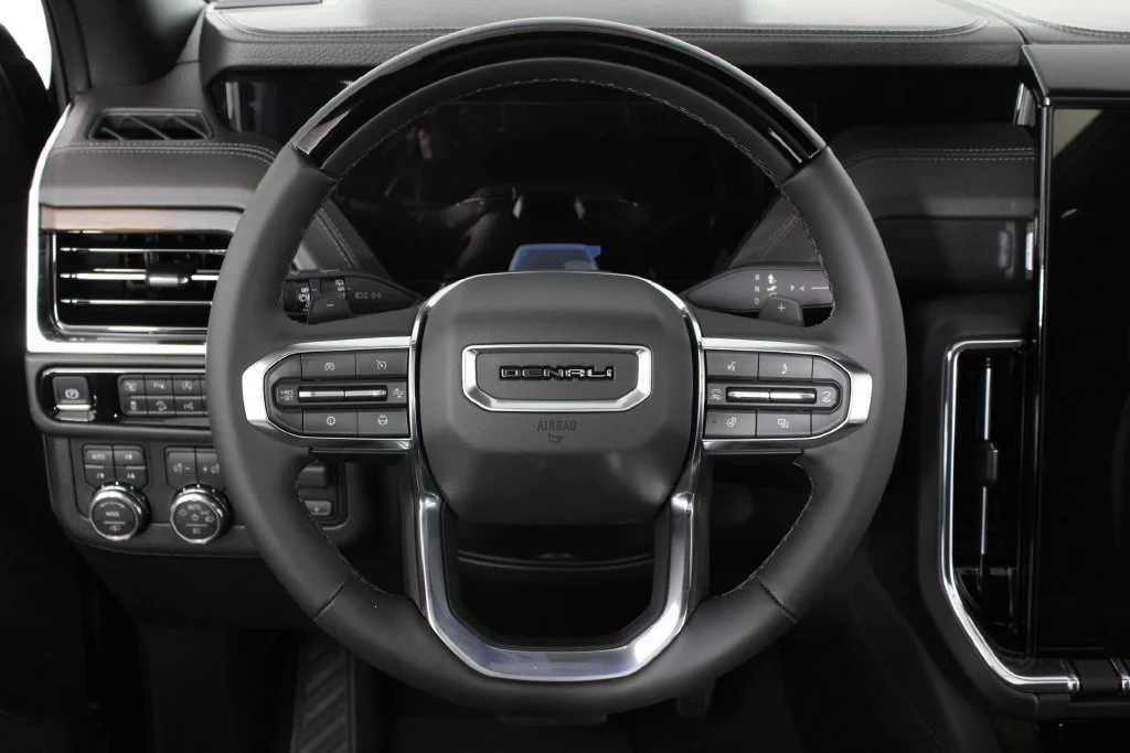 2026 GMC Yukon Denali - Photo 27