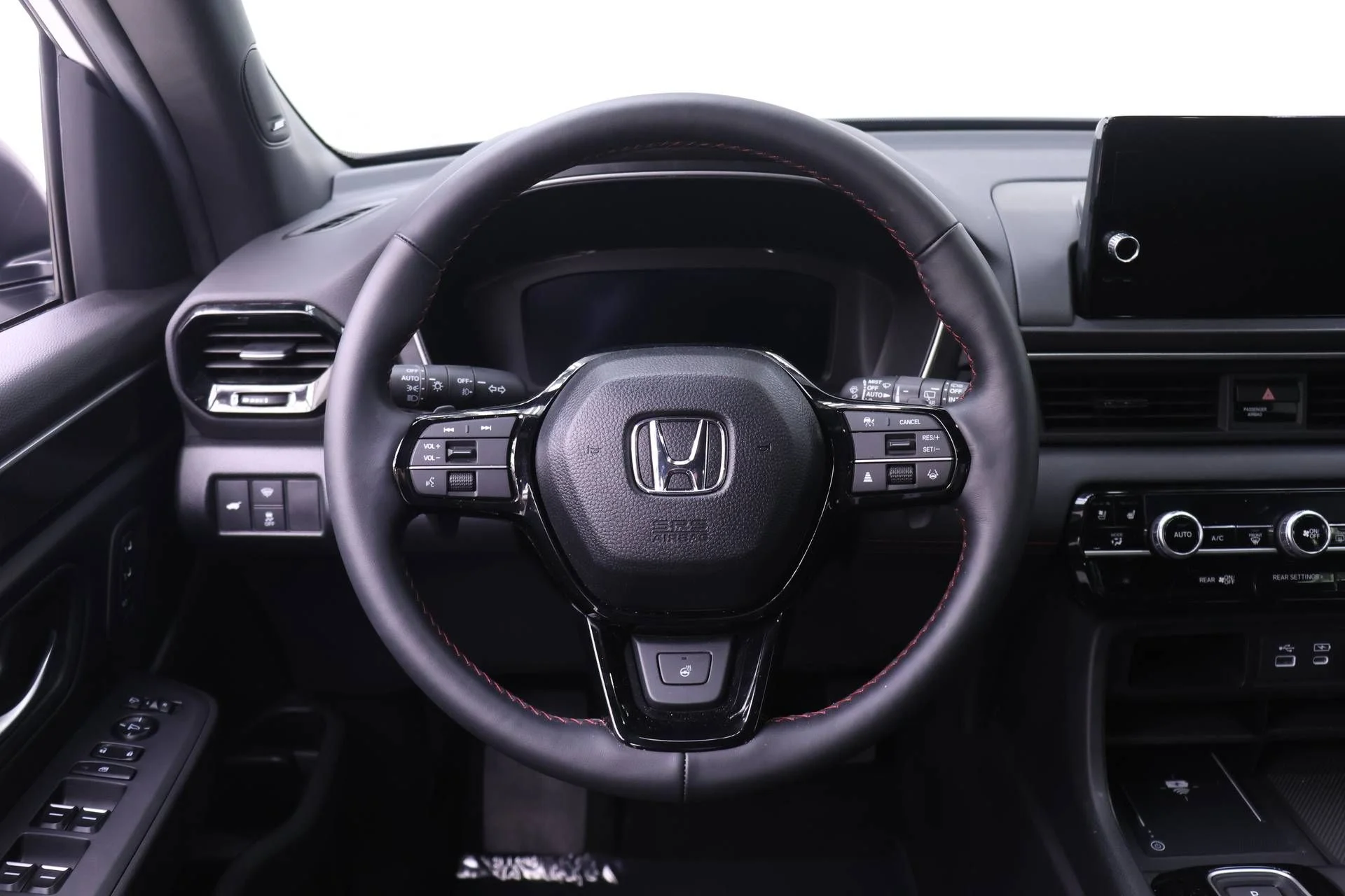 2025 Honda Pilot Black Edition - Photo 13