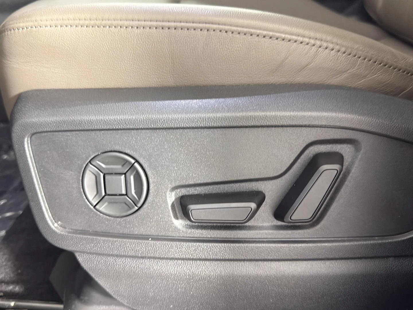 Certified Used 2025 BLACK Audi Premium image 13
