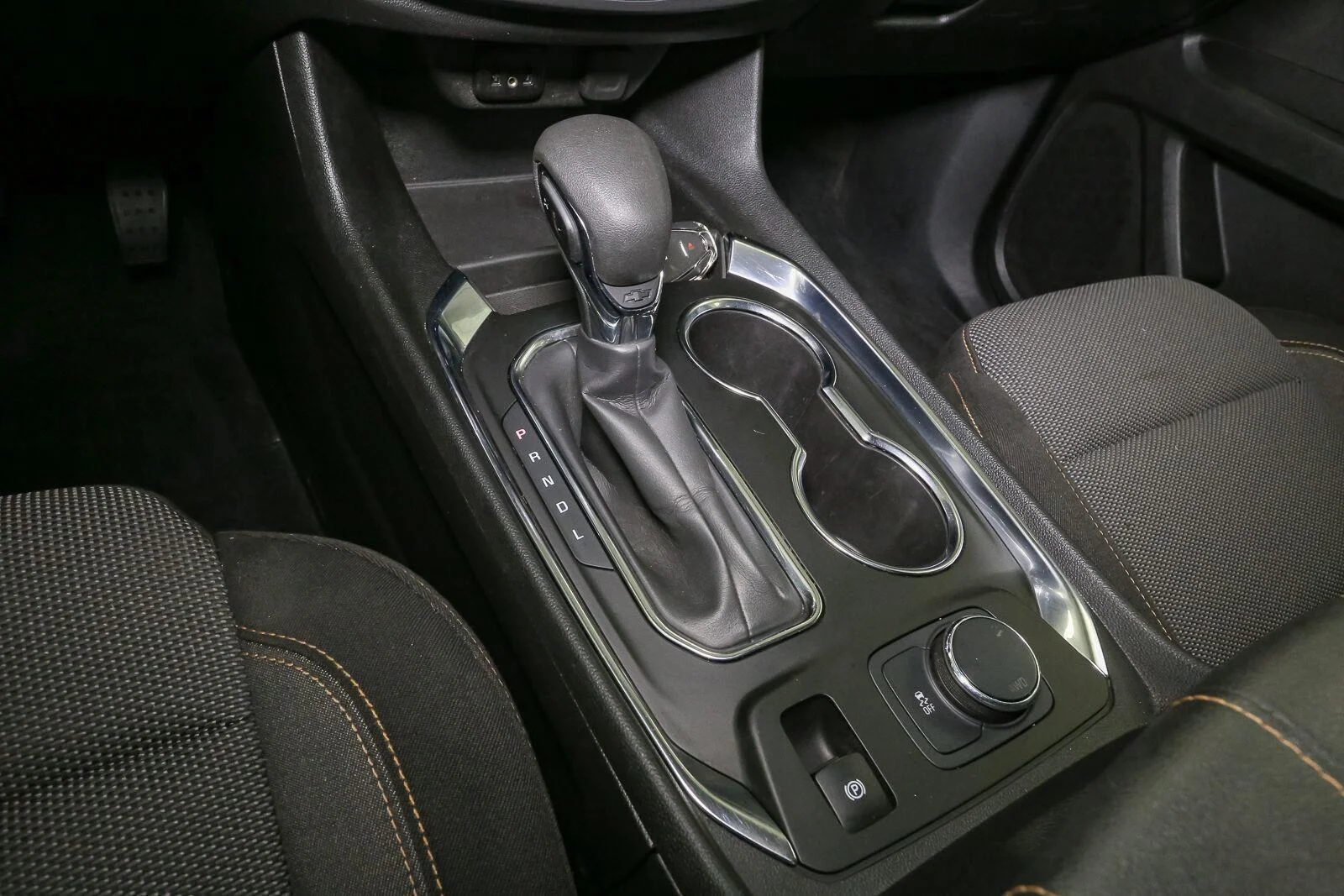 Used 2021 Satin Steel Metallic Chevrolet LS image 33