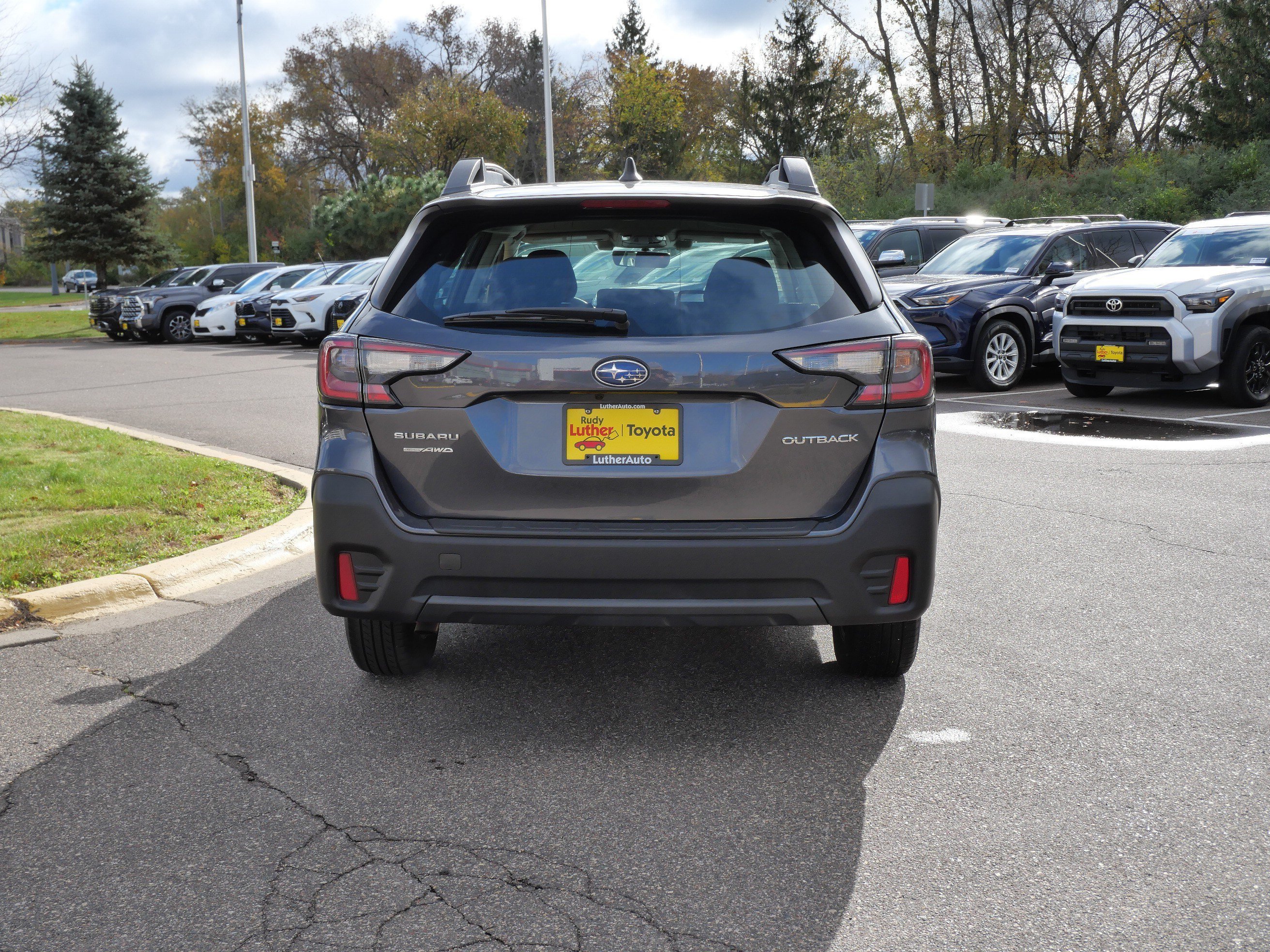 Used 2022 Magnetite Gray Metallic Subaru  image 6