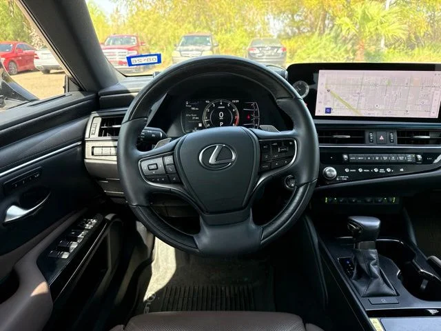 Used 2024 White Lexus 350 Luxury image 12