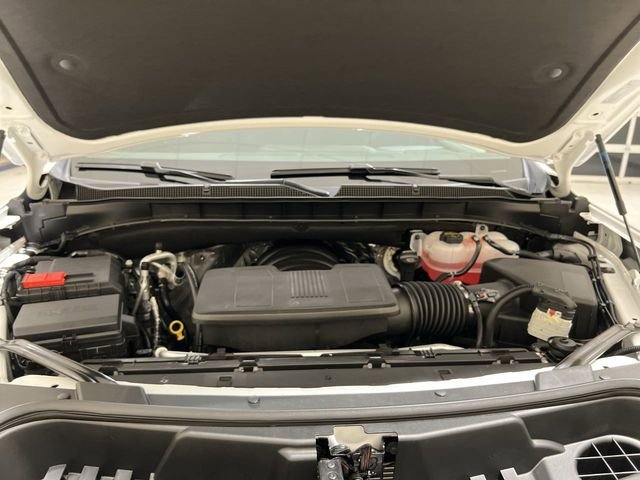 New 2025 Summit White Chevrolet LS image 27