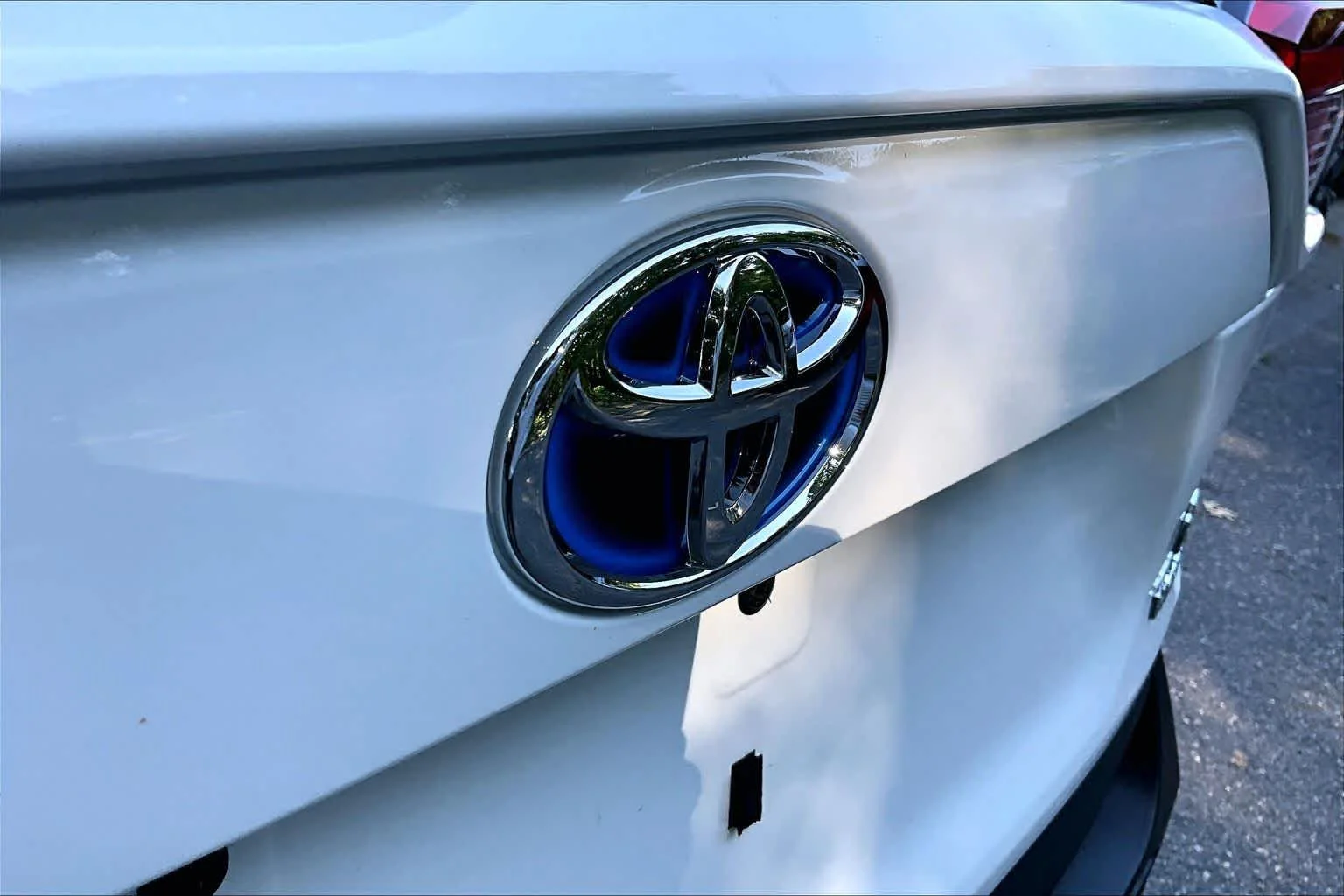 Certified Used 2024 Ice Cap Toyota Hybrid LE image 29
