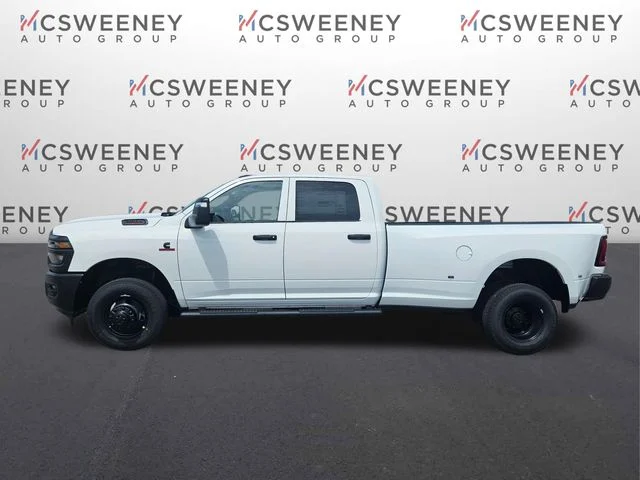 New 2026 Bright White Clear-Coat Exterior Paint RAM Tradesman image 2