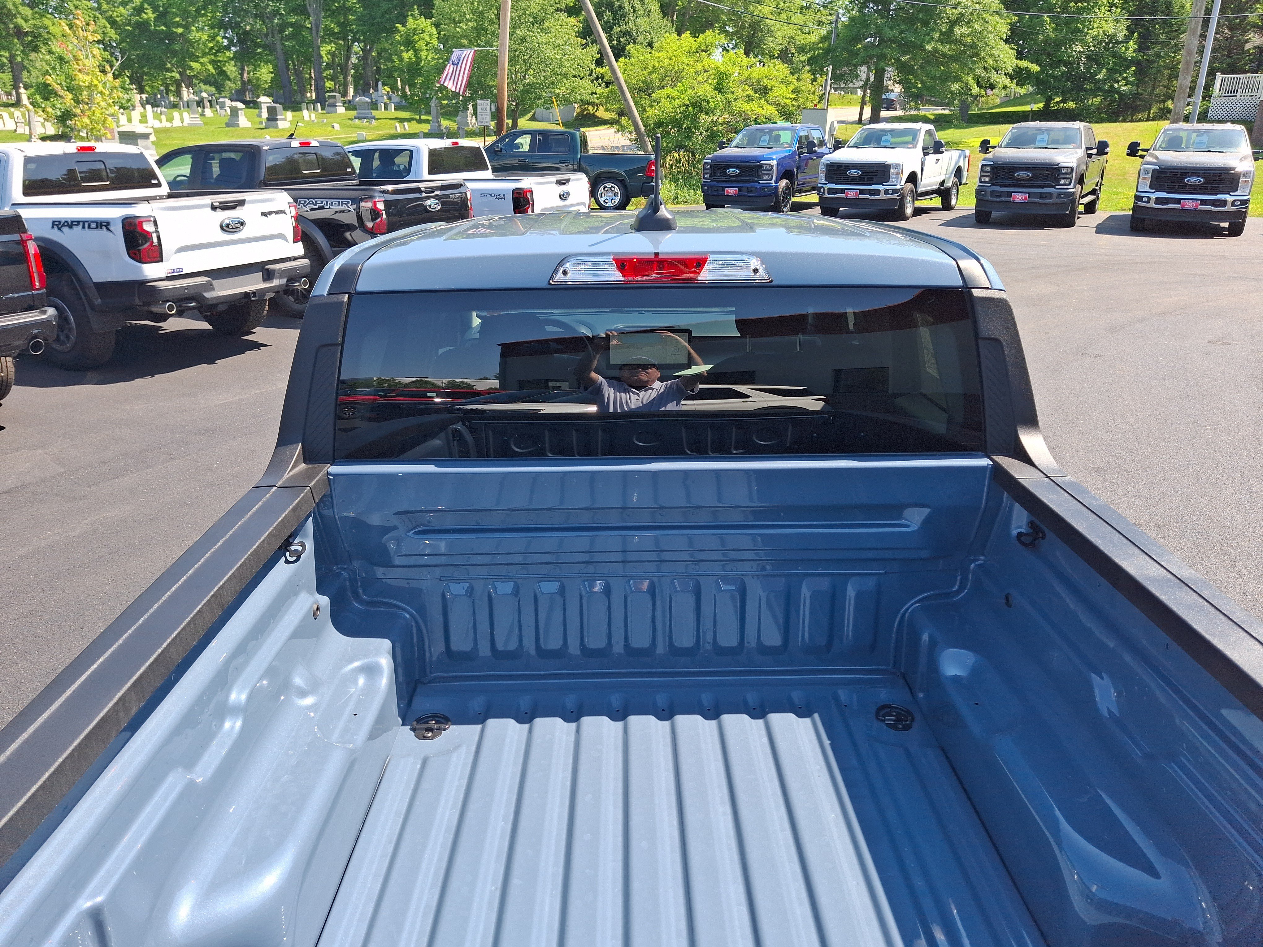 New 2026 Azure Gray Metallic Tri-Coat Ford XLT image 5