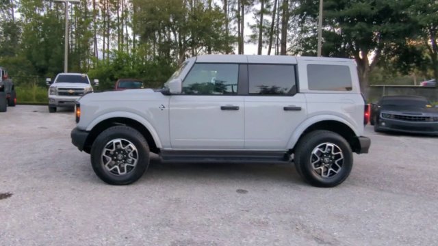 New 2026 Avalanche Gray Ford Outer Banks® image 81