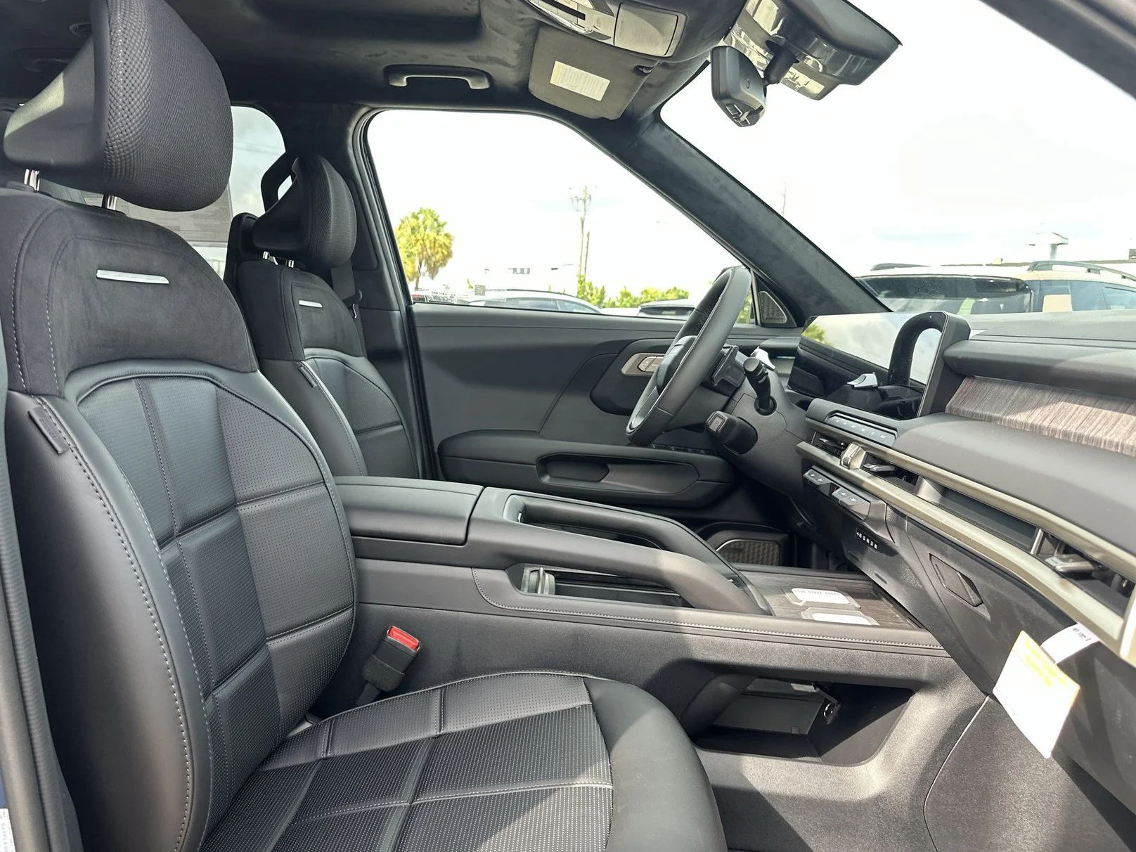 New 2027 Panthera Metal Kia SX-PRESTIGE image 24