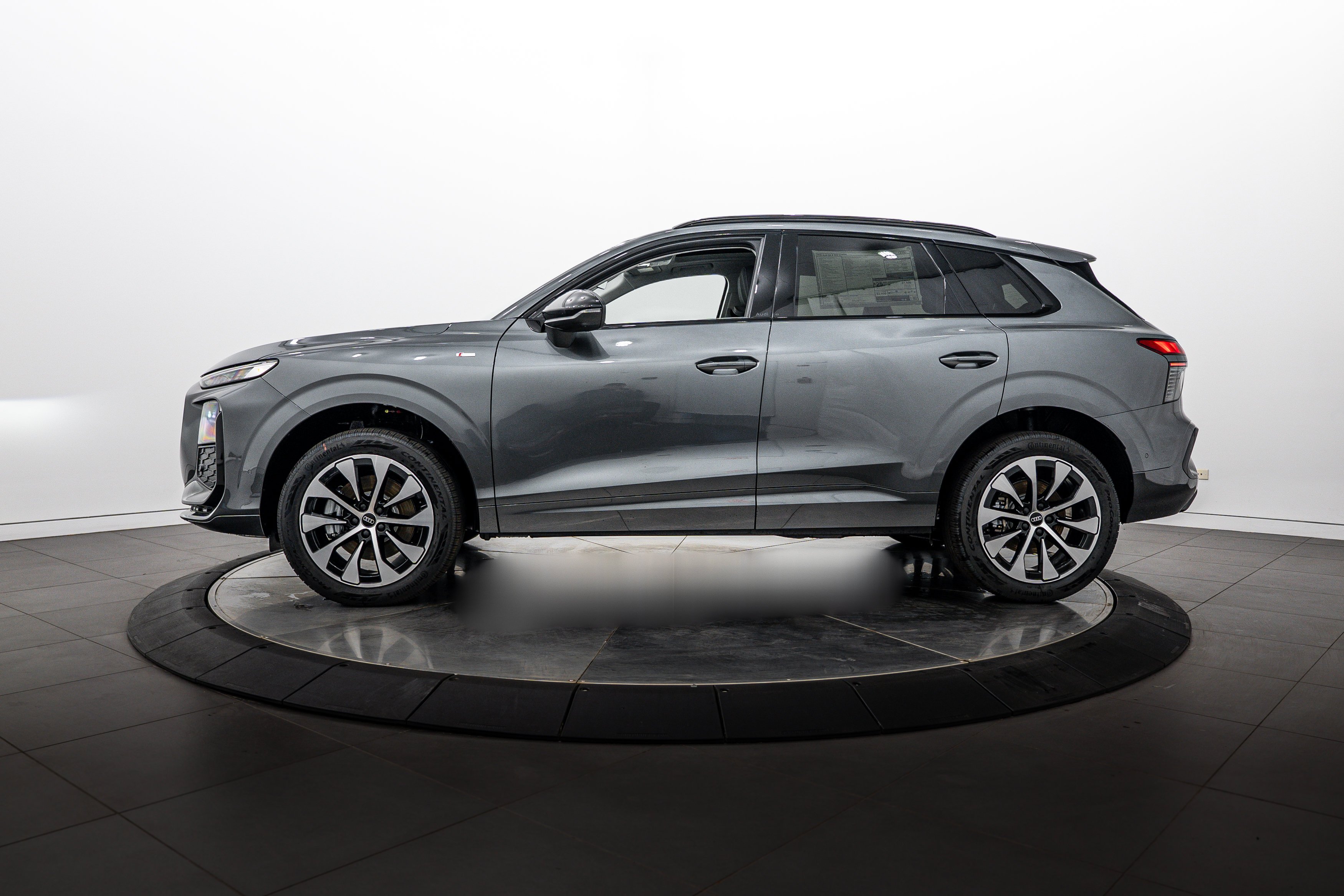New 2026 Daytona Gray Audi S line image 7