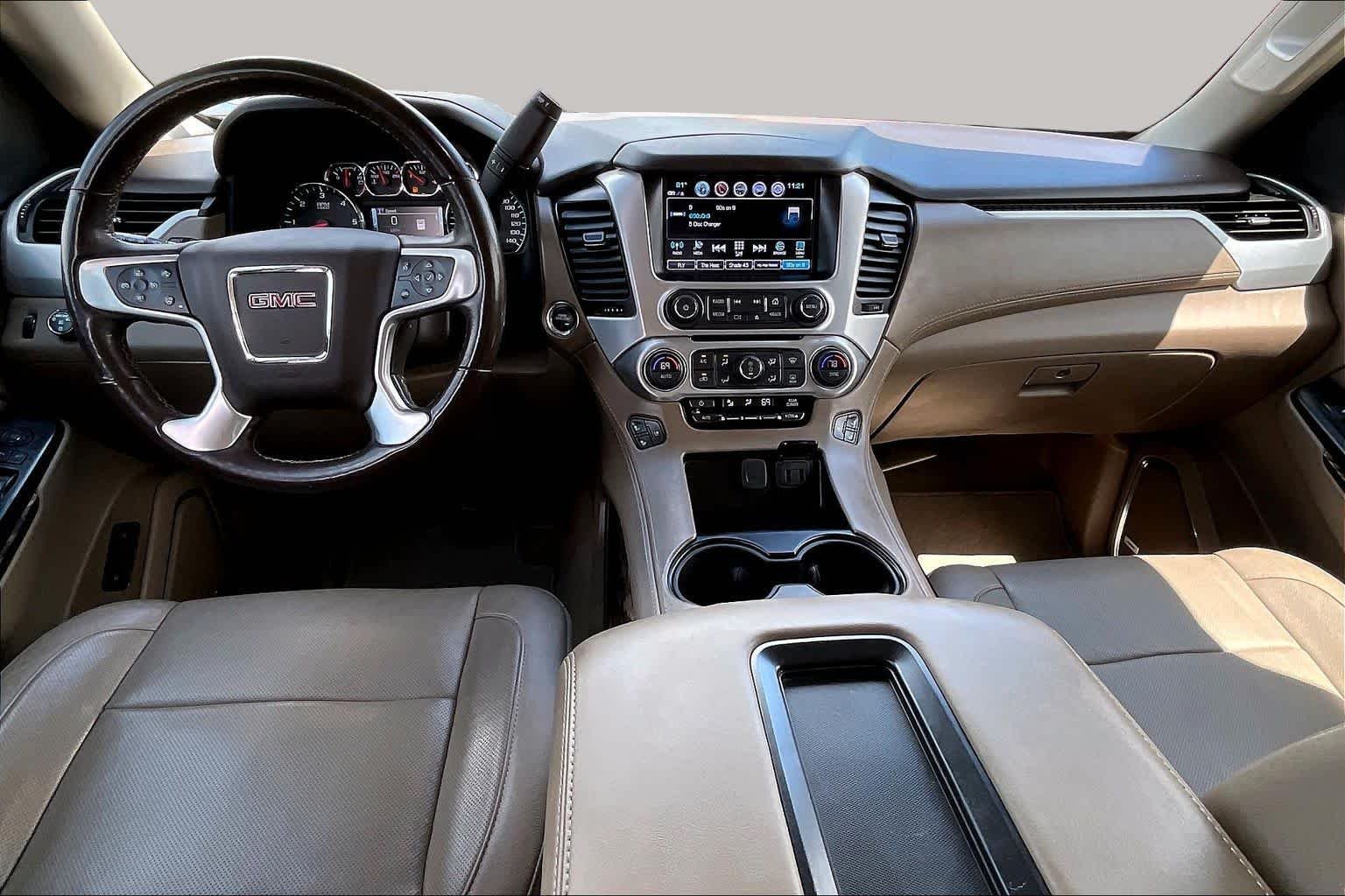 Used 2018 Iridium Metallic GMC SLT image 16