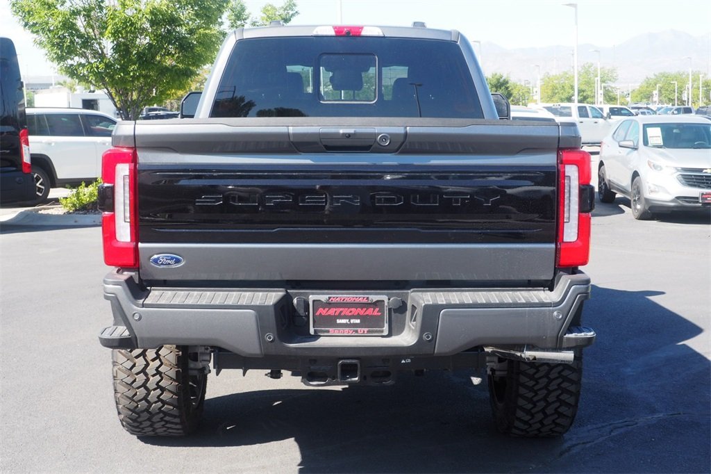 2025 Ford F-350 photo 4