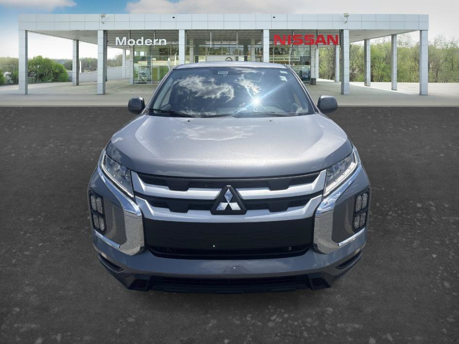 Used 2021 Alloy Silver Metallic Mitsubishi ES image 2
