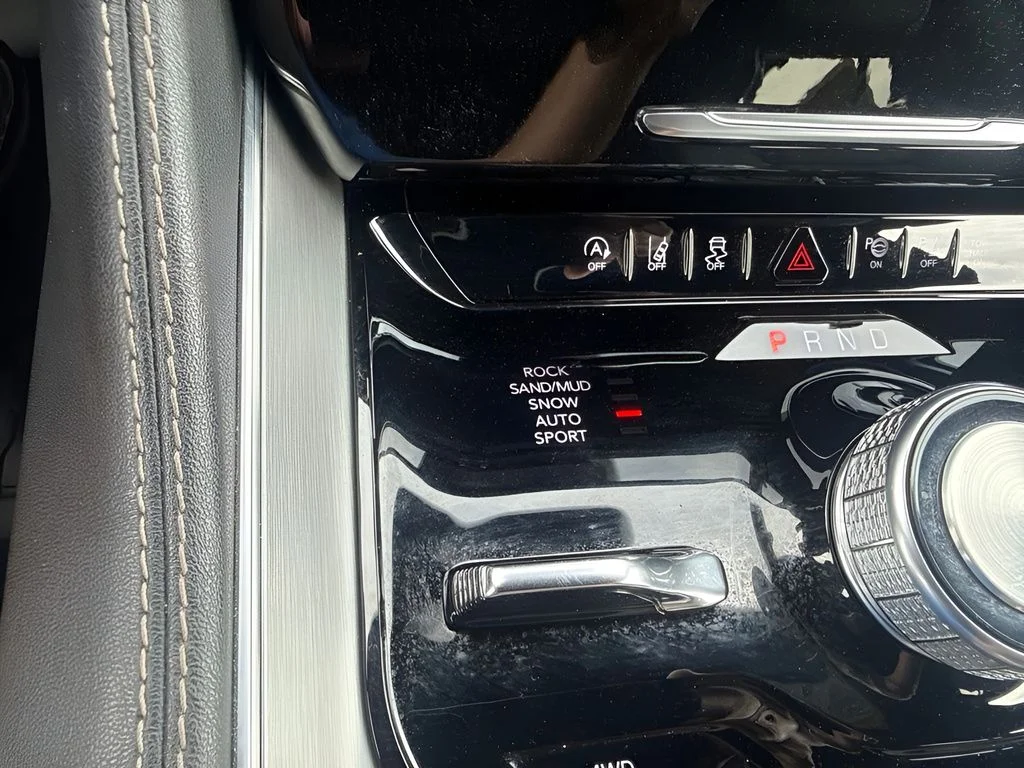Used 2024 Black Jeep Series II image 21