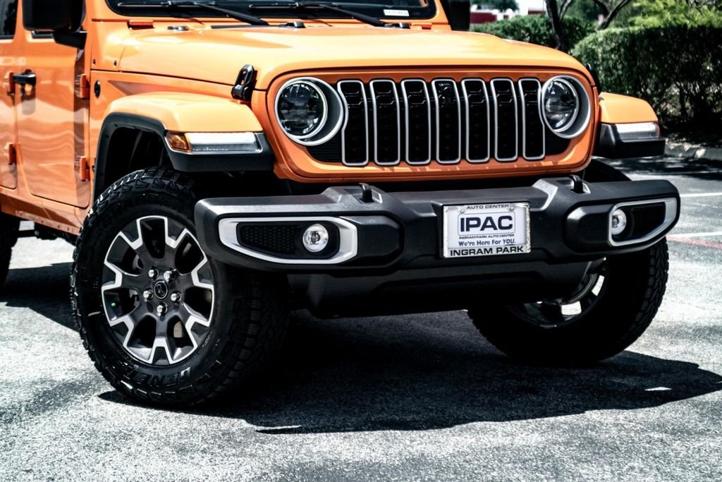 New 2025 Joose Exterior Paint Jeep Sahara image 3