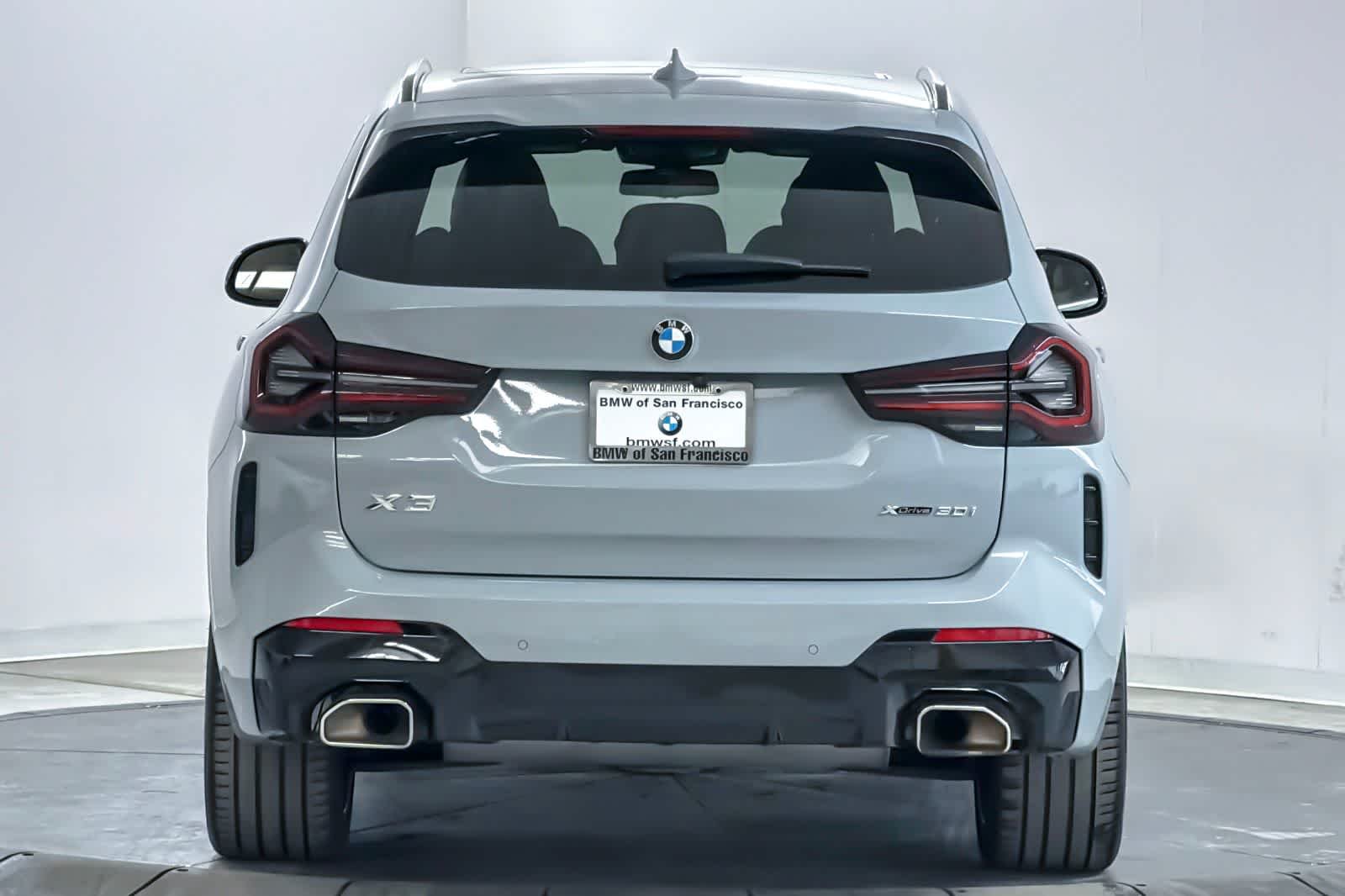 Used 2023 Brooklyn Grey Metallic BMW xDrive30i image 7