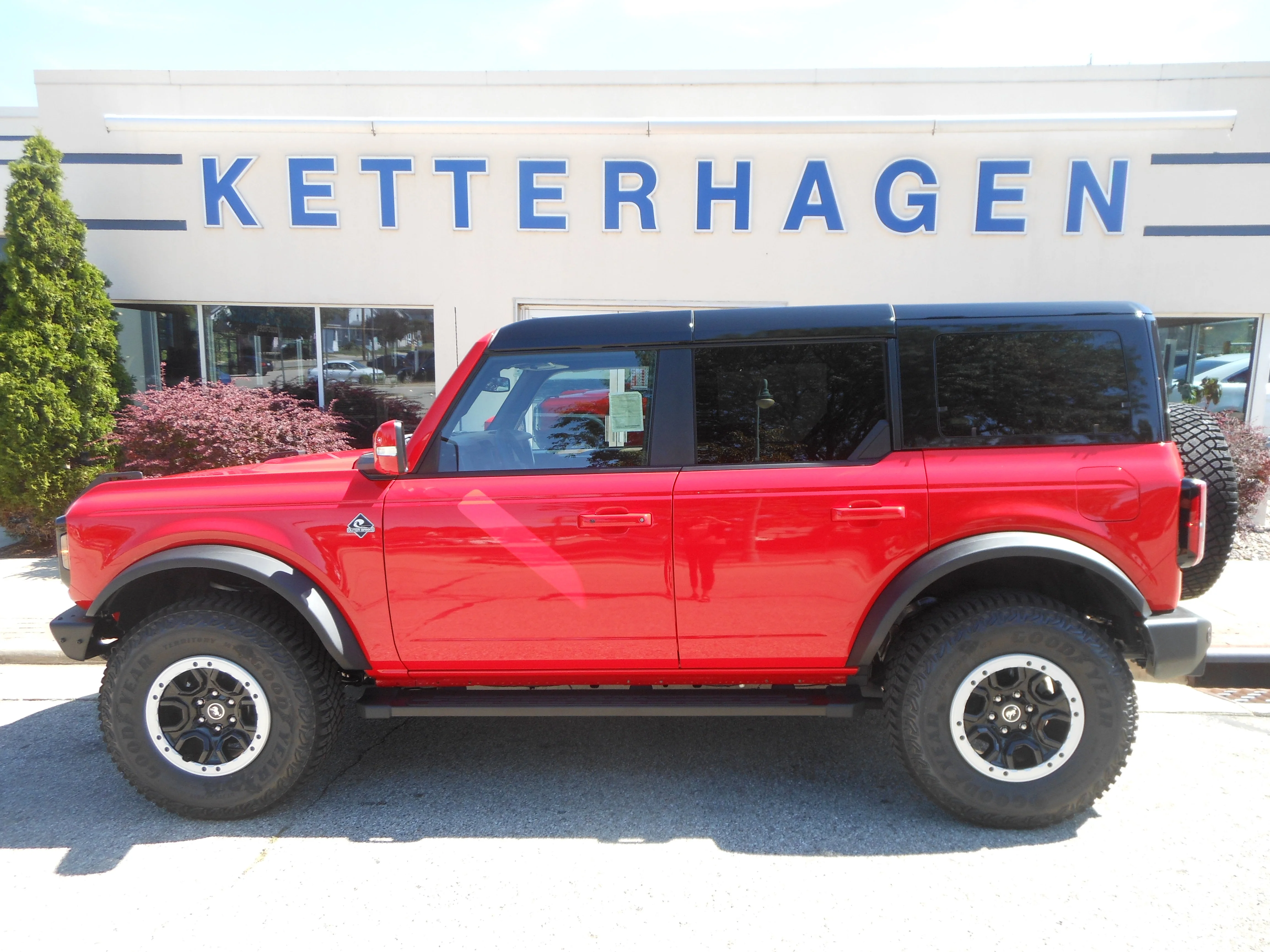 2024 Ford Bronco Outer Banks 4x4's photo