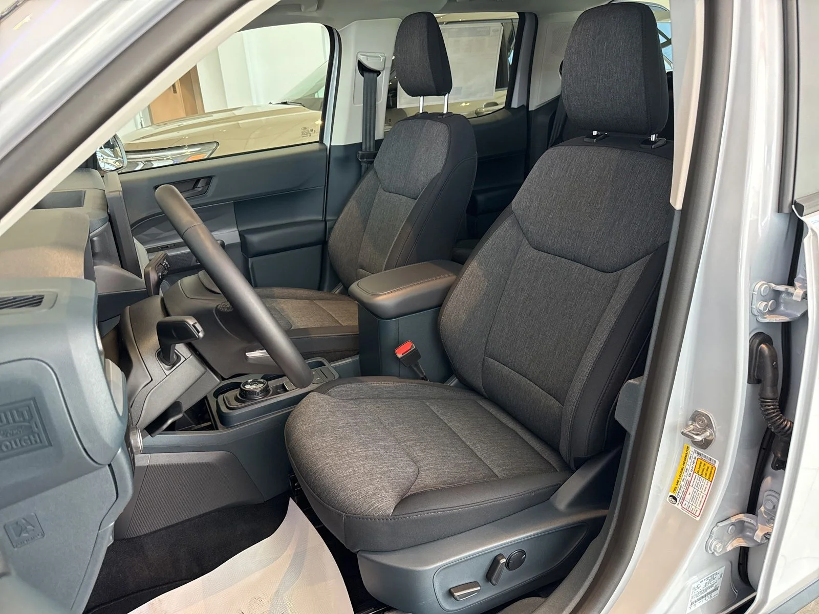 New 2026 Space White Metallic Ford XLT image 2