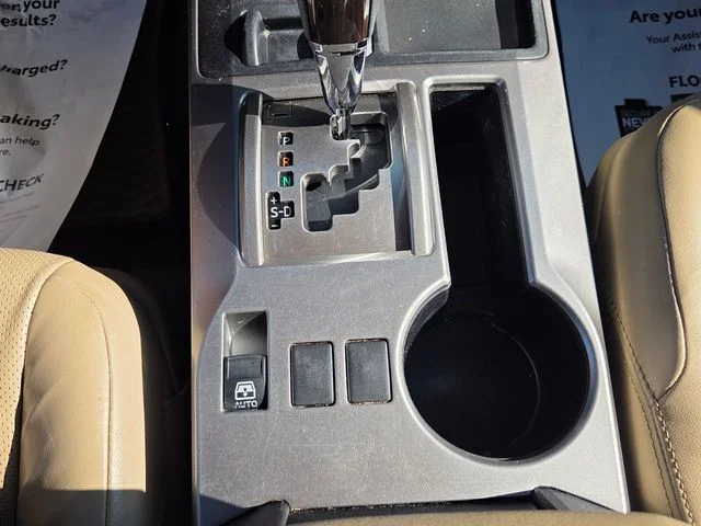 Used 2015 White Toyota Limited image 18