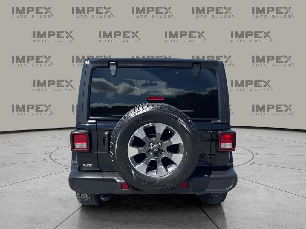 Used 2023 Black Jeep Sahara image 3