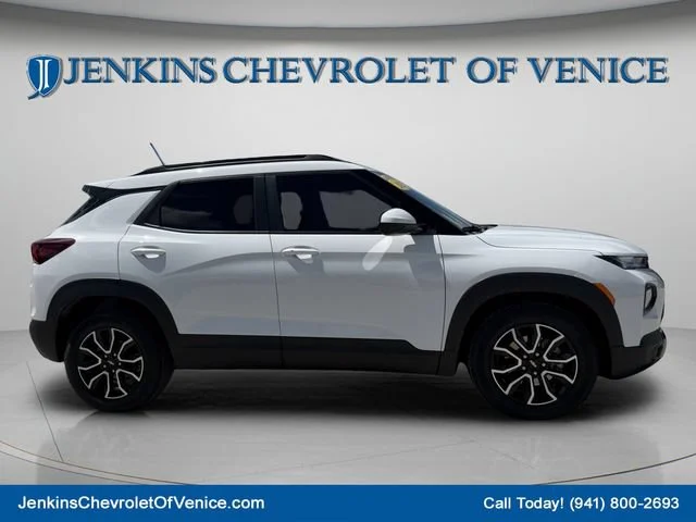 Used 2023 SUMMIT WHITE Chevrolet ACTIV image 2