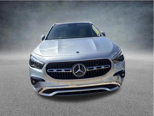 Used 2025 Silver Mercedes-Benz GLA 250 image 2