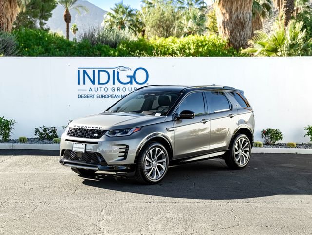 New 2024 Silicon Silver Land Rover SE image 1