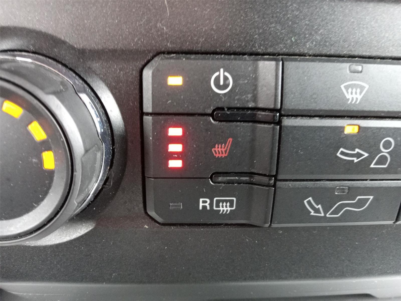 Used 2018 Red Ford XLT image 21