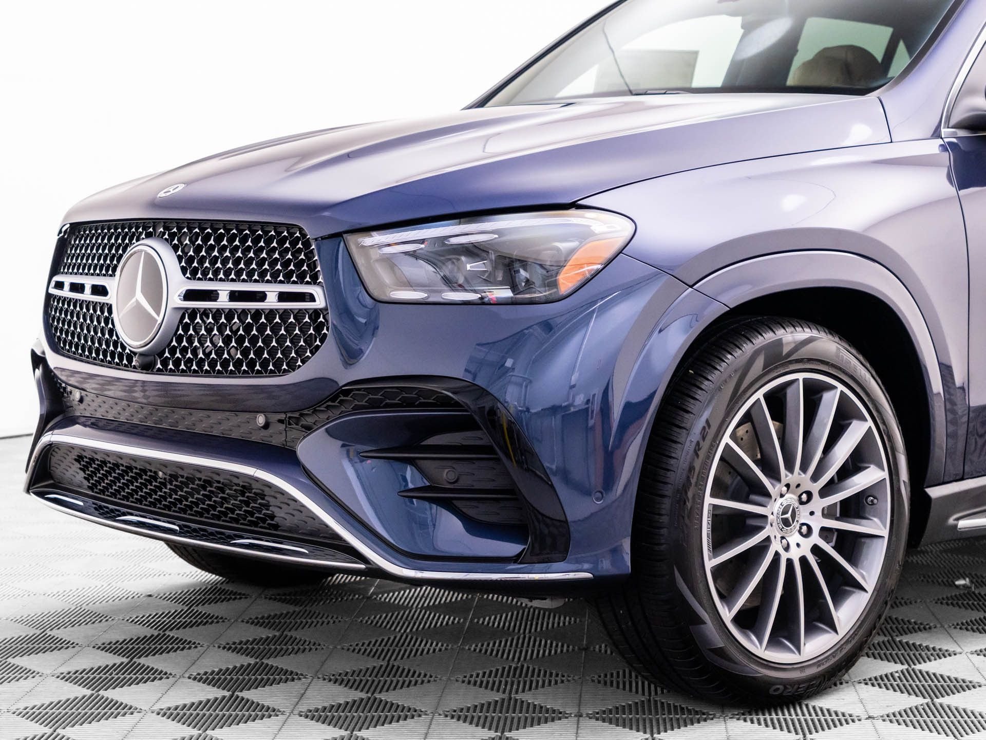 New 2026 Twilight Blue Metallic Mercedes-Benz GLE 450 image 38