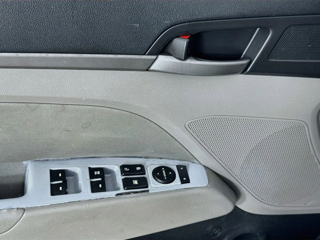 Used 2018 Machine Gray Hyundai SEL image 20