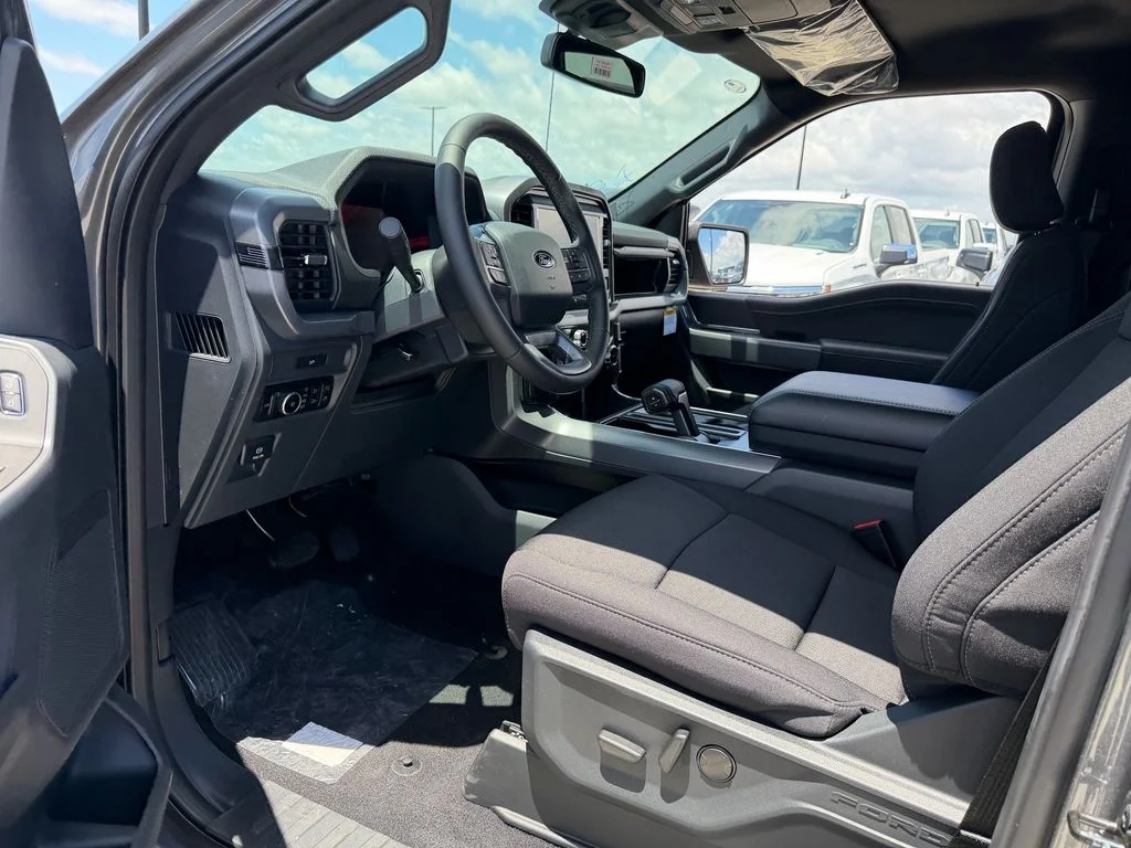 New 2026 Gray Ford XLT image 7