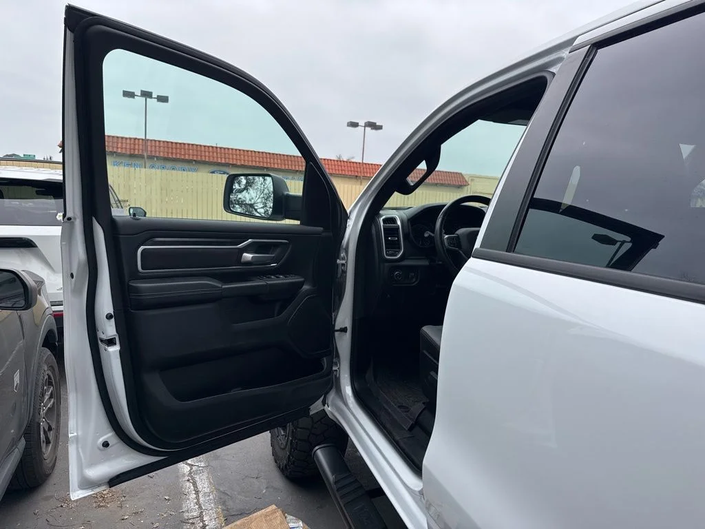 Used 2023 White Ram Big Horn/Lone Star image 4