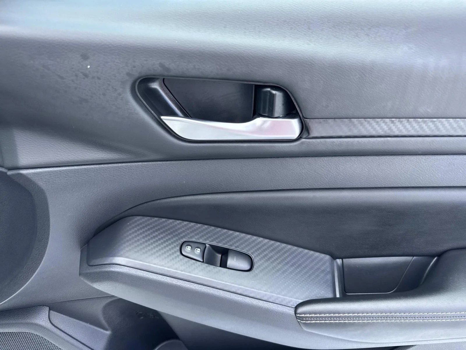 2025 Nissan Altima SV - Photo 14