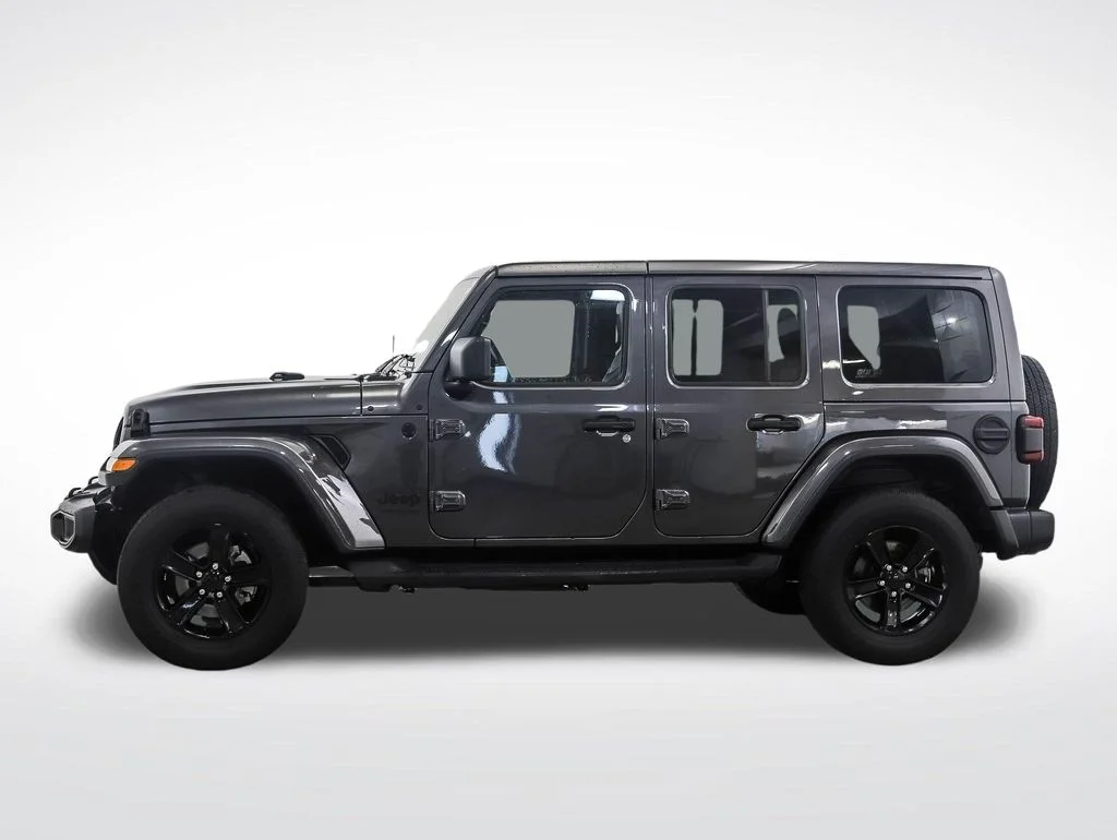 Used 2020 Jeep Wrangler Unlimited Sahara Altitude with VIN 1C4HJXEG3LW288435 for sale in Minneapolis, Minnesota