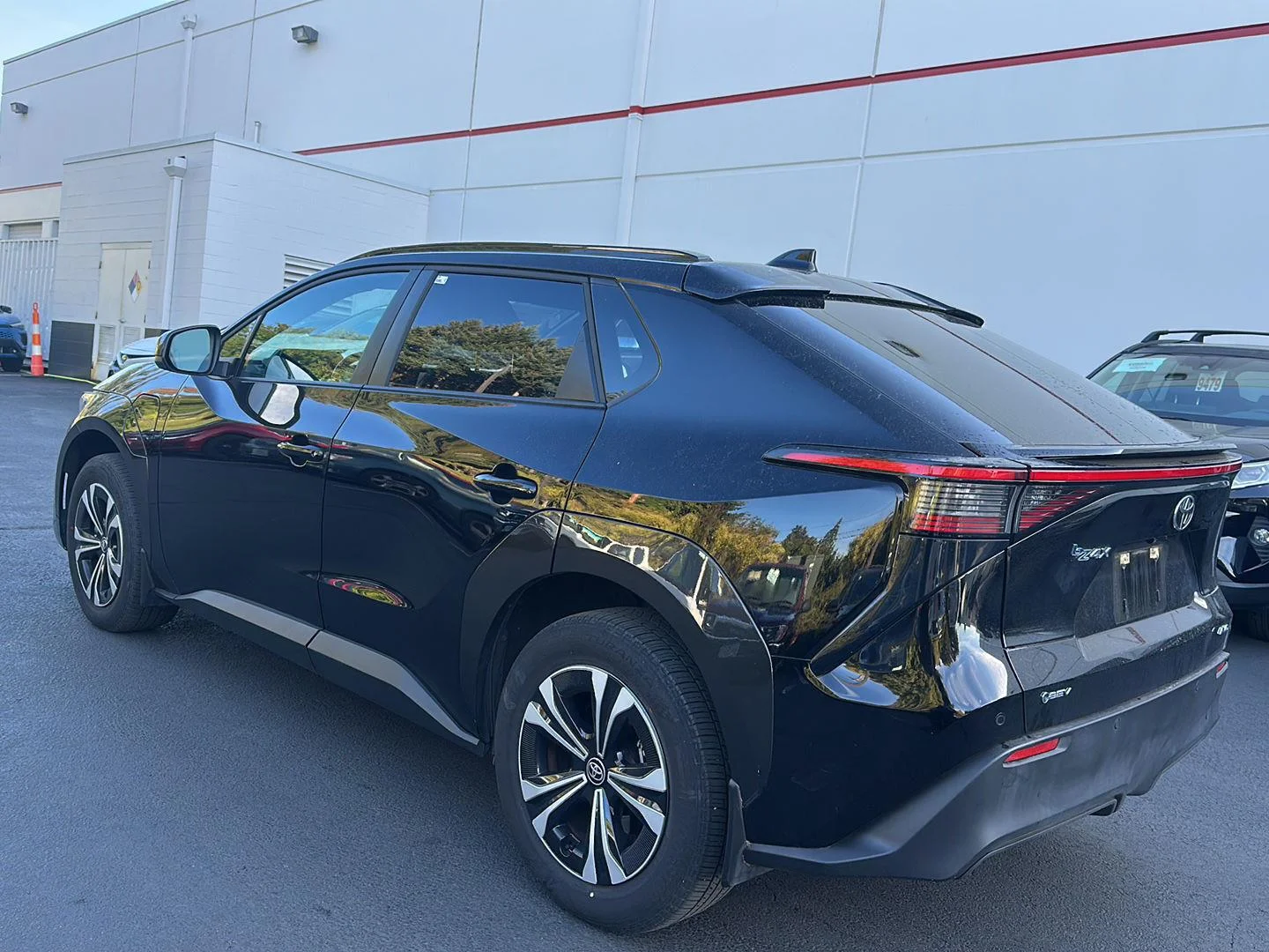 Used 2024 Black Toyota XLE image 2