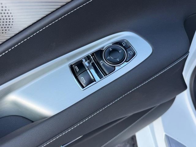 2025 Chevrolet Corvette 2LT - Photo 18