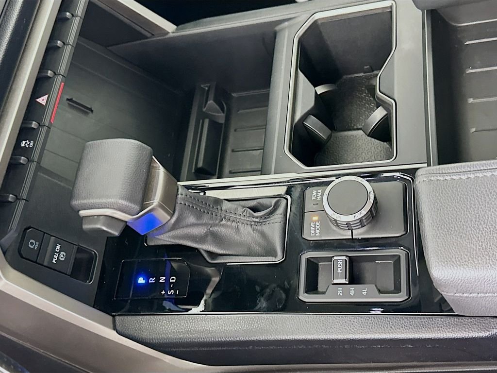 2024 Toyota Tundra SR5 - Photo 17