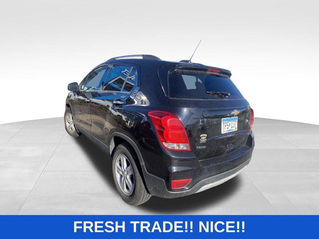 Used 2020 MOSAIC BLACK METALLIC Chevrolet LT image 3