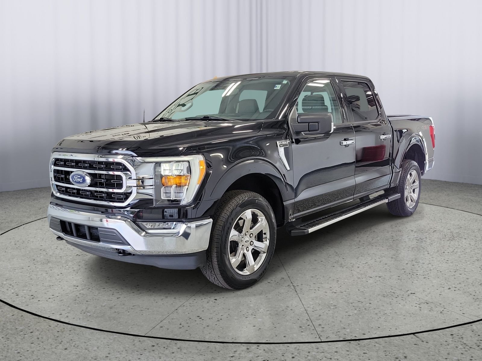 Certified Used 2023 Black Ford XLT image 4