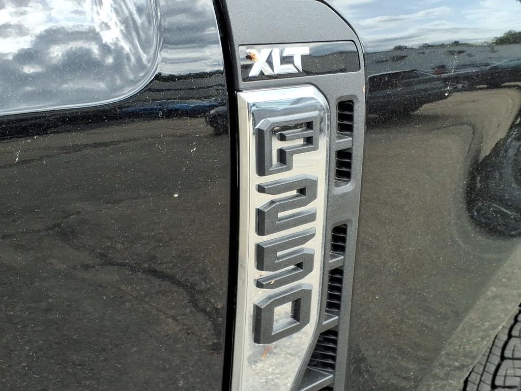 New 2026 Agate Black Metallic Ford F-250® XLT image 11