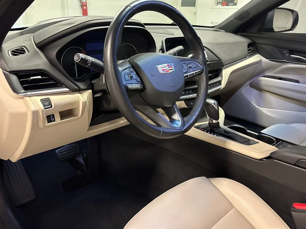 Used 2021 SATIN STEEL METALLIC Cadillac Luxury image 25