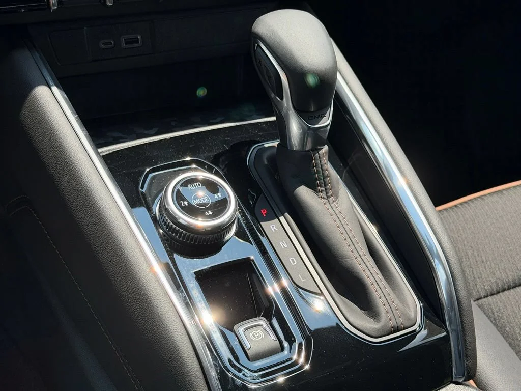 New 2026 Sterling Metallic GMC AT4 image 8
