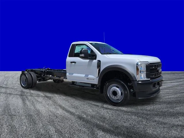New 2026 Oxford White Ford F-550® XL image 2