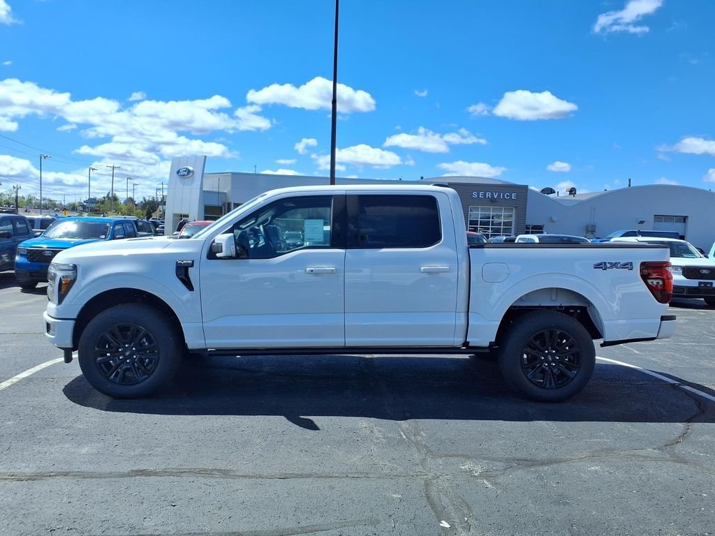 New 2026 Star White Metallic Tri-Coat Ford Platinum® image 3