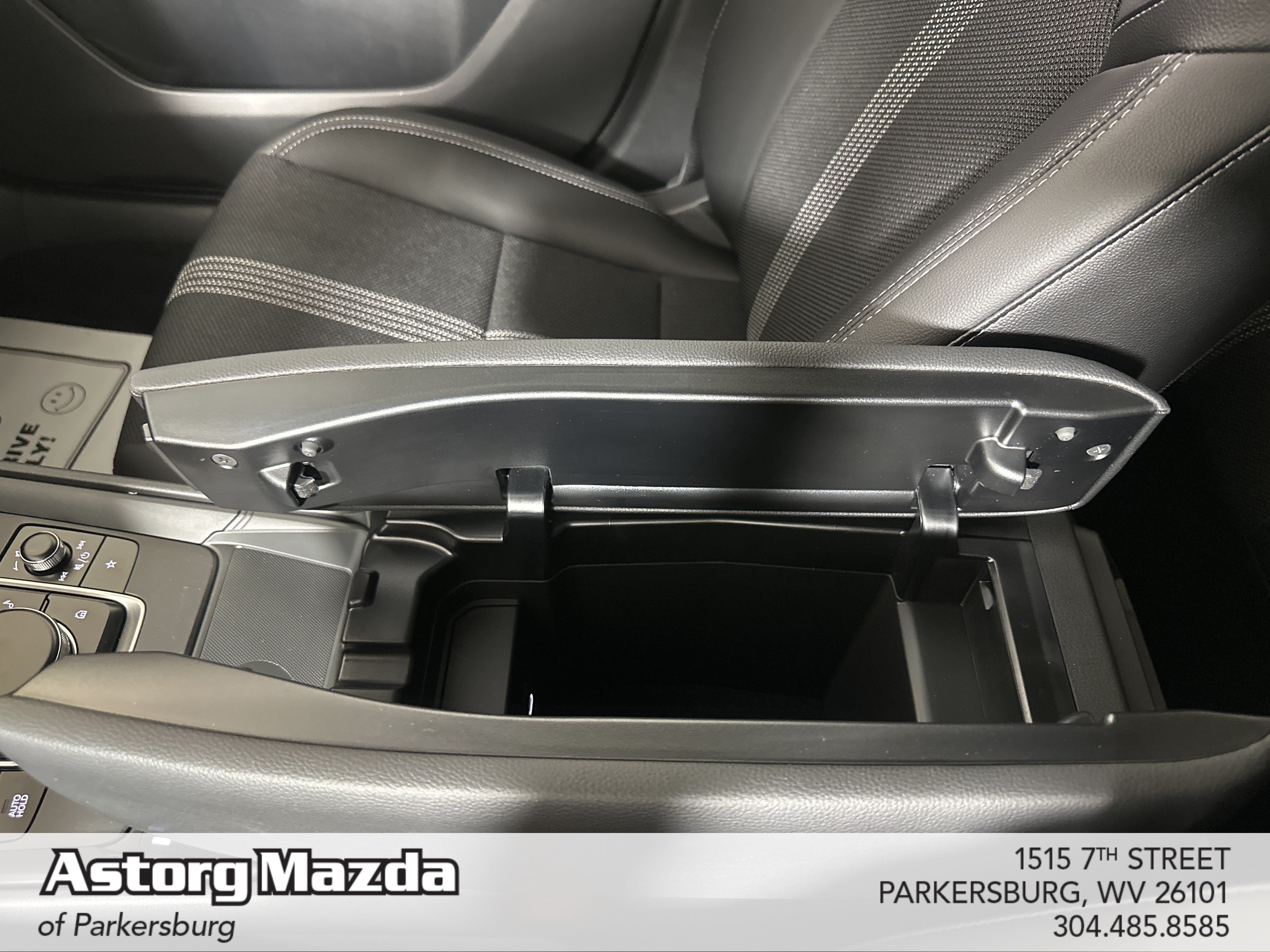 New 2026 Wind Chill Pearl Mazda 2.5 S Preferred image 21