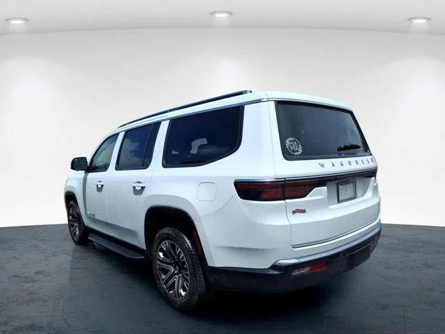 Used 2024 White Jeep Base image 23